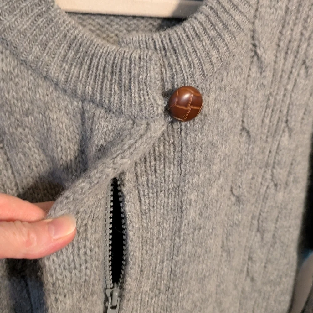 Chunky Wool Cozy Gray Cable Knit Sweater L